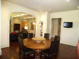 http://fmlspictures.marketlinx.com/MediaDisplay/87/lr1970087-6.jpg