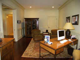http://fmlspictures.marketlinx.com/MediaDisplay/87/lr1970087-8.jpg
