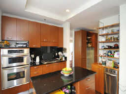 http://fmlspictures.marketlinx.com/MediaDisplay/15/lr1944815-3.jpg