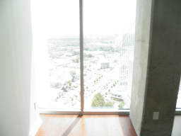 http://fmlspictures.marketlinx.com/MediaDisplay/03/lr2157503-10.jpg
