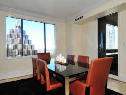 http://fmlspictures.marketlinx.com/MediaDisplay/47/lr1917347-8.jpg