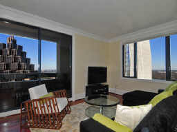 http://fmlspictures.marketlinx.com/MediaDisplay/47/lr1917347-12.jpg