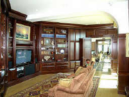 http://fmlspictures.marketlinx.com/MediaDisplay/17/lr1925317-5.jpg